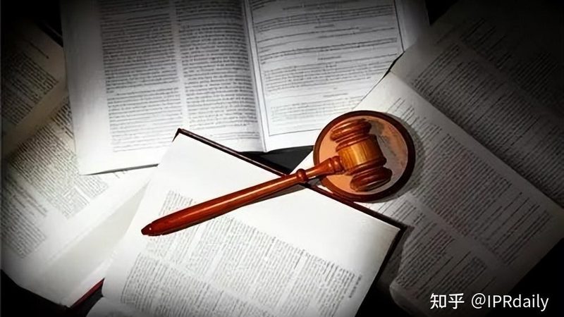 选择第25类进行服装商标注册，有以下几点原因：